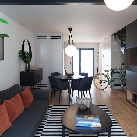 Flh Intendente Elegant Mezzanine With Balcony Lisbon Luaran gambar