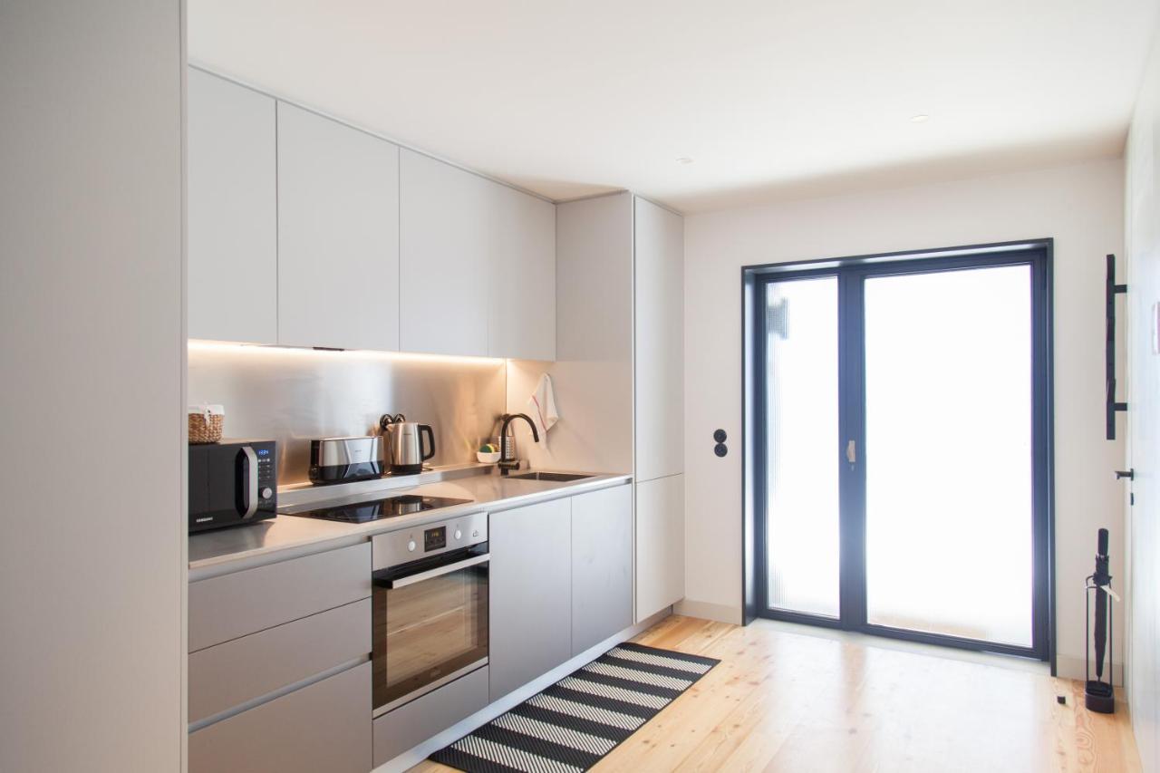 Flh Intendente Elegant Mezzanine With Balcony Lisbon Luaran gambar